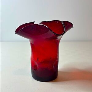 Vintage Blenko Ruby Red Dimpled Crackle Glass Vase - Collector’s Item - 5 1/4”